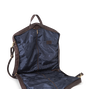 Suit Carrier, Caf&eacute;