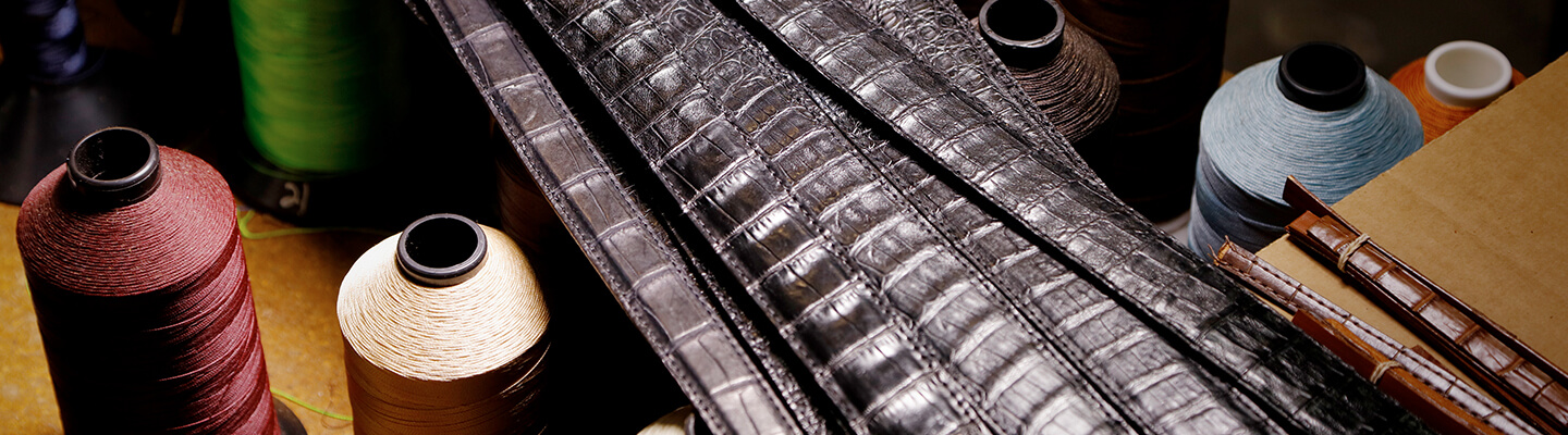 crocodile golf belt